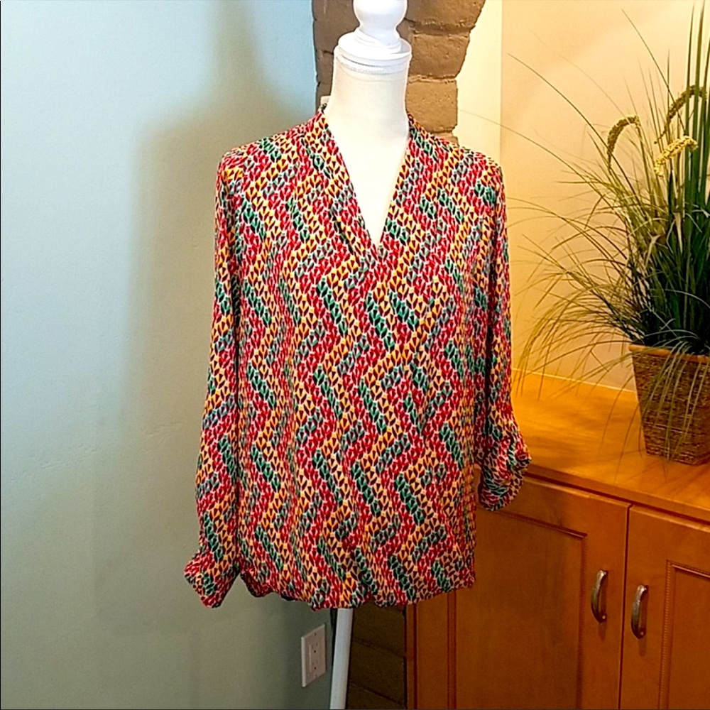 PLEIONE Orange/Yellow/Green zig zag Wrap Top with Roll Tab Sleeves, Size XL